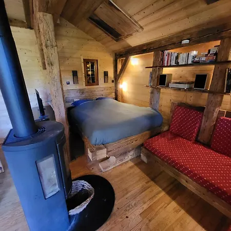 Chalet Chamois &